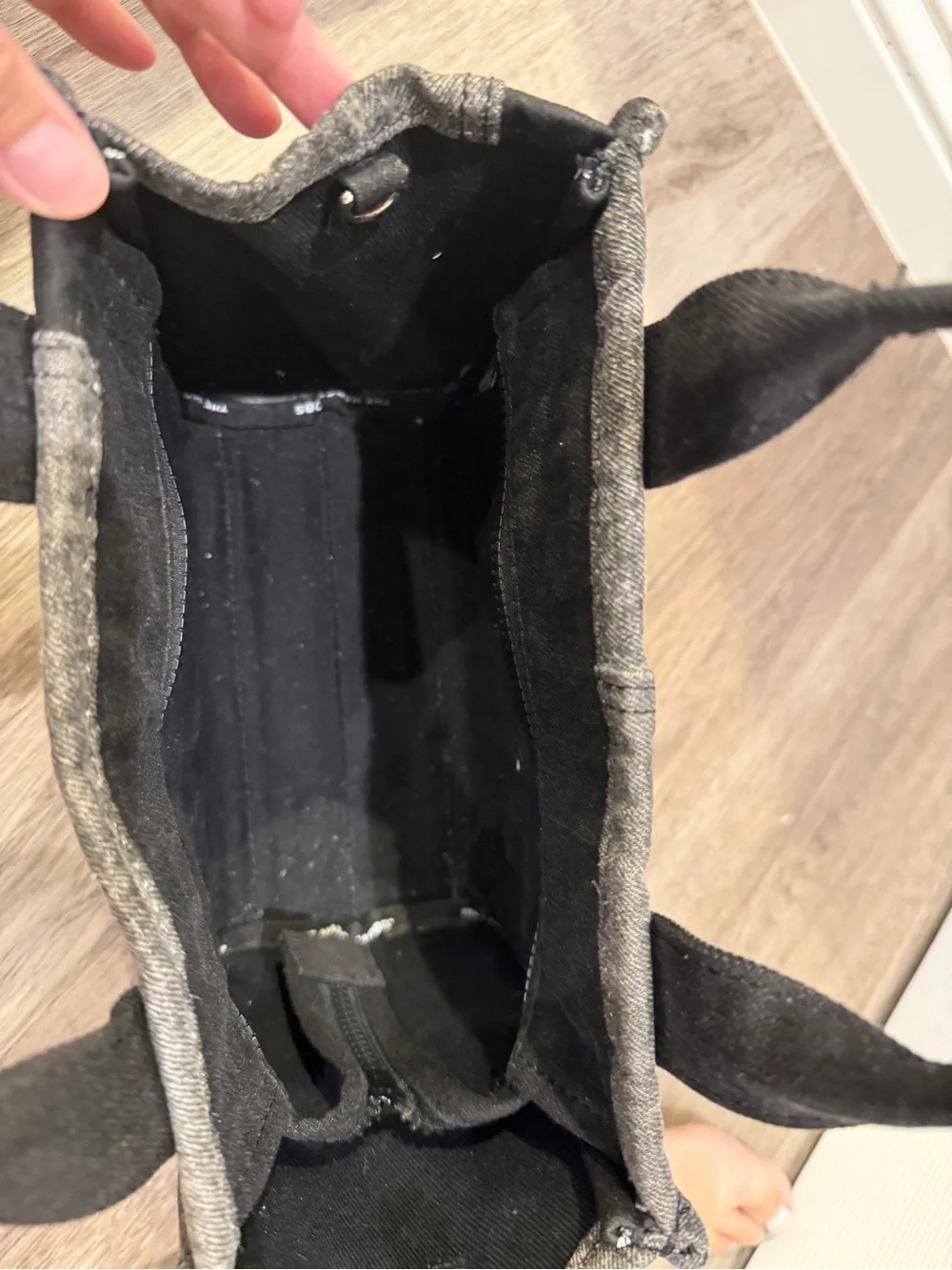 Marc Jacobs the tote bag - small size